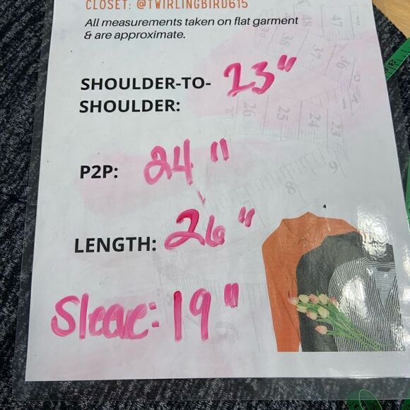 Tahari black heather v-neck lightweight sweater button-down back sz M - Picture 6 of 8